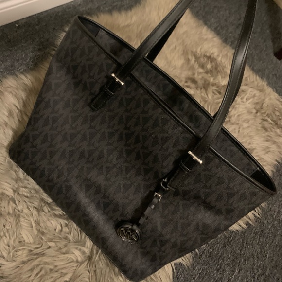 ‼️SOLD - Michael Kors Jet Set Bag - Picture 1 of 6